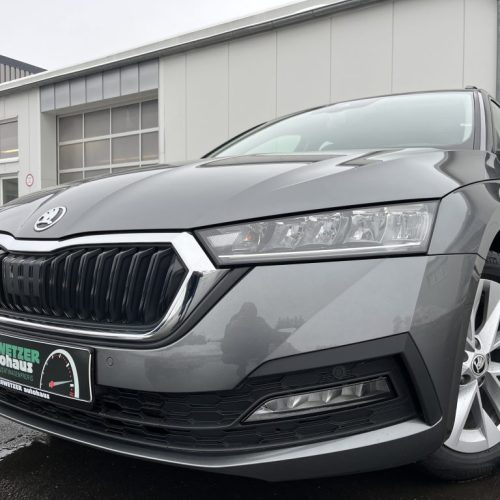 Octavia Combi 1.4 TSI DSG Ambition