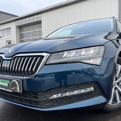 Superb Combi 2.0 TDI DSG Ambition 181¤ m.20% Anz. Navi ACC 4xSHZ LR-HZG el.Klappe VirtCockpit PDC DAB