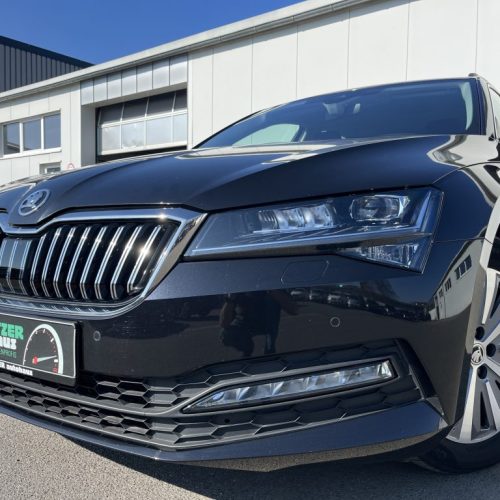 Superb Combi 2.0 TDI DSG Ambition 181¤ m.20% Anz. Navi RFK el.Klappe FS-Hzg SHZ Matrix