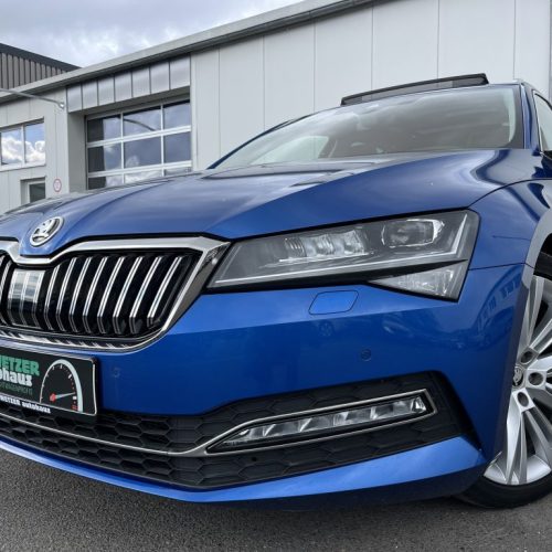 Superb Combi 2.0 TDI DSG Style 175¤ m.20% Anz. 19Zoll PANO 4xSHZ LR-HZG FS-Hzg el.Klappe RFK VirtCockpit Navi