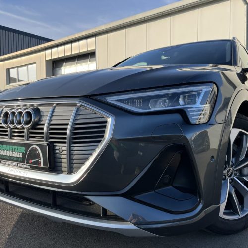e-tron 50 S-Line 181¤ m.20% Anz. 20 Zoll el.Klappe Keyless Kamera Navi SHZ